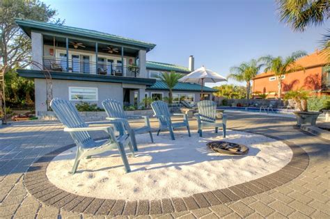 Another comparable condo, 213 English Cove Ct, Gulf Breeze, FL 32561 recently sold for 536,000. . Pensacola beach zillow